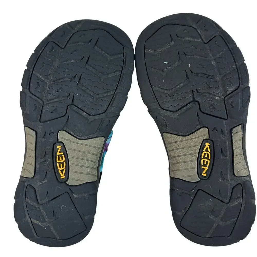 Keen kids rainbow waterproof sandals Size 3 Preowned